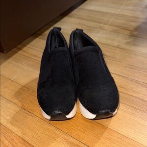 Black Slip-On Women's Sneakers